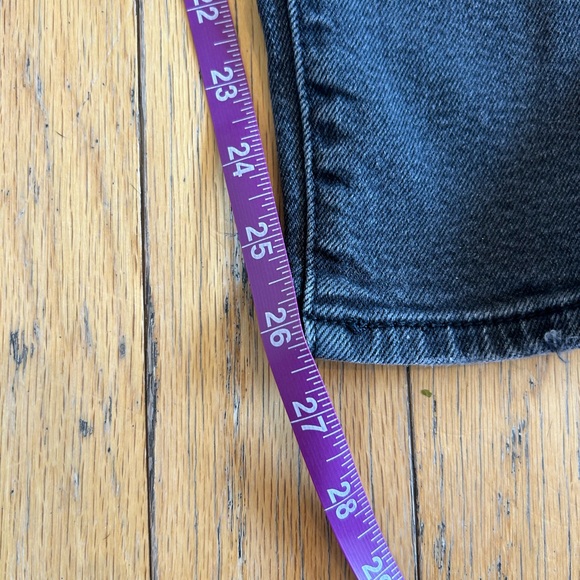 Women’s Levi’s 31 Wegdie- Super cute style!! - Picture 5 of 6